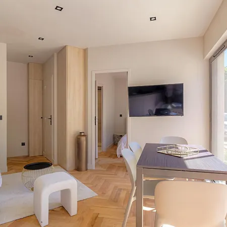 Joli T2 Bien Equipe Et Lumineux, Apartment
